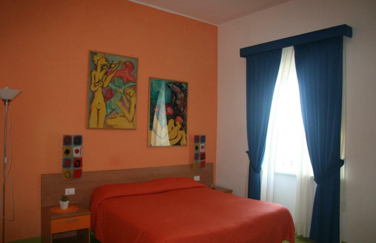 Alta Marea Sorrento Hotel มัสซาลูเบรนเซ ภายนอก รูปภาพ