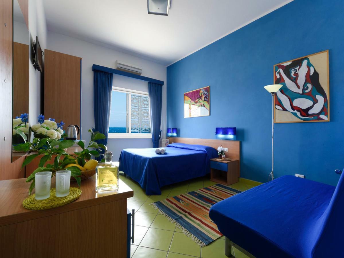 Alta Marea Sorrento Hotel มัสซาลูเบรนเซ ภายนอก รูปภาพ